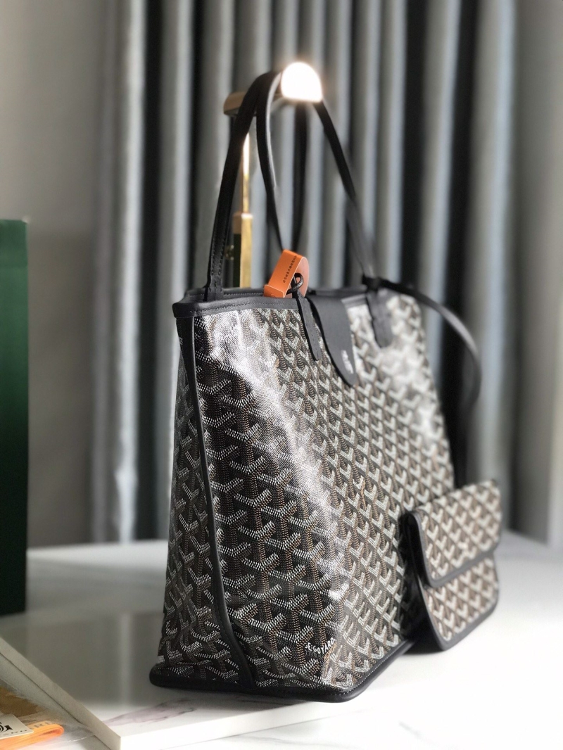 Goyard Shopping Bags